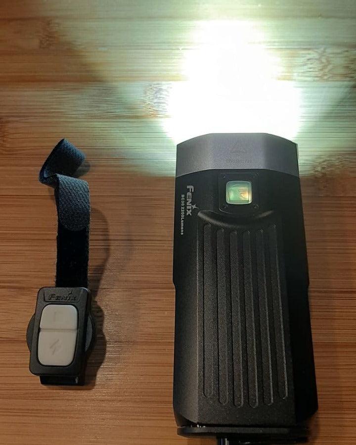 La Lampe Fenix BC30 V2.0 avec interrupteur Bluetooth - Revendeur Officiel Lampes FENIX depuis 2008 | Votre Boutique en ligne FENIX®