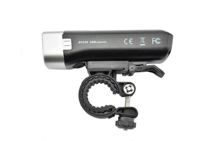 Fenix BC25R lampe de vélo 600 Lumens + technologie anti éblouissement piétons Site Officiel FENIX® - Votre boutique en ligne Fenix®