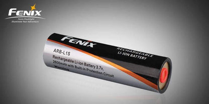 Pile rechargeable standard ARB-L1S - 2600 mAh pour UC40, UC45, UC50, RC10, RC15 Site Officiel FENIX® - Votre boutique en ligne Fenix®